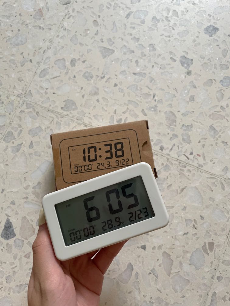 muji bath clock, Furniture & Home Living, Home Decor, Clocks on Carousell