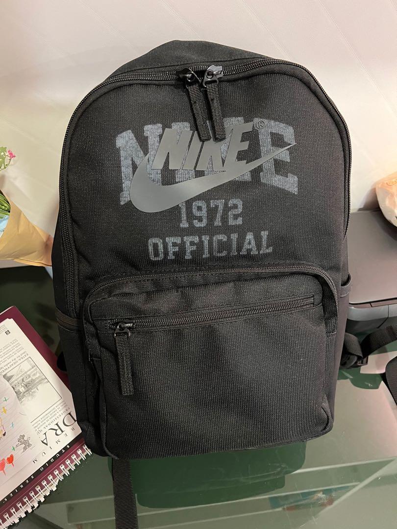 nike air max heritage backpack black