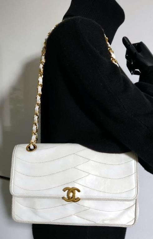 RARE Chanel Vintage Ivory Wave Flap Bag