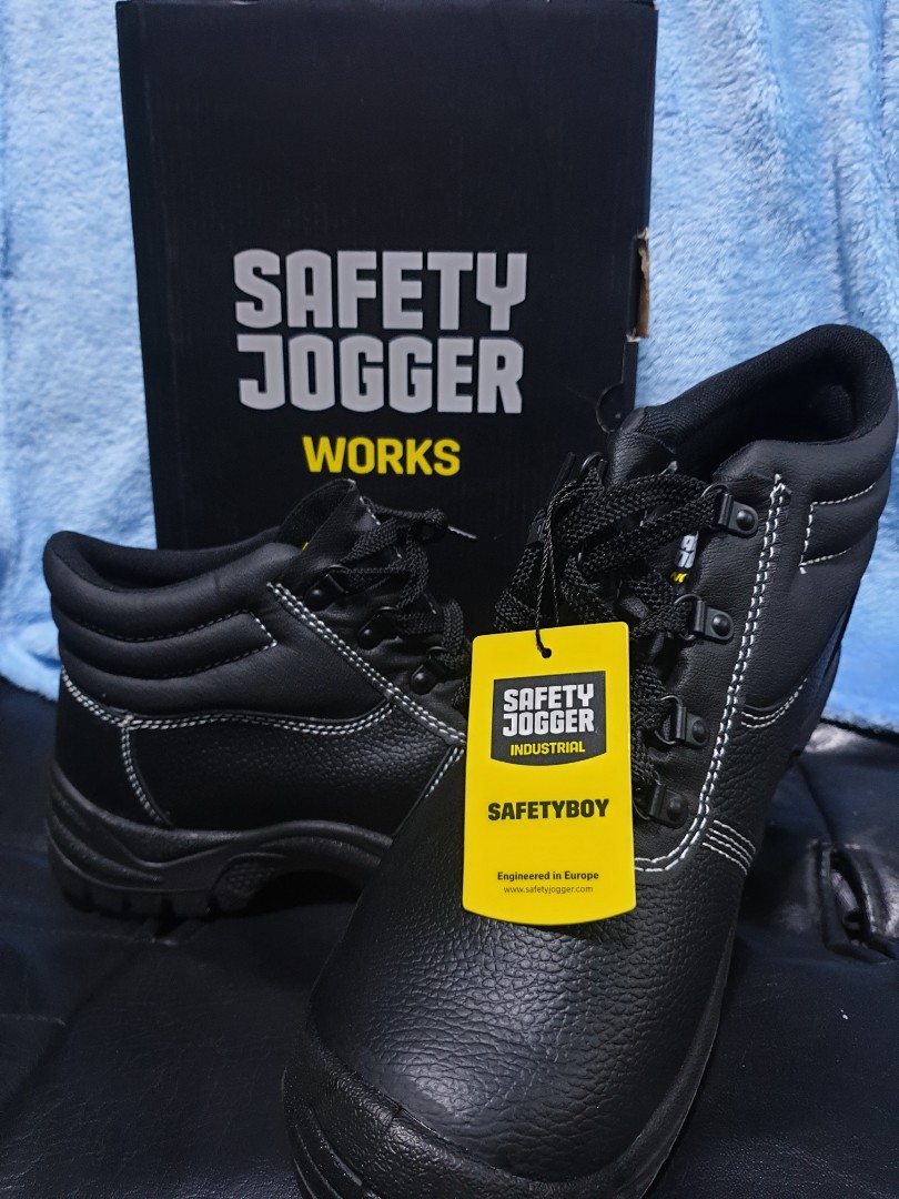 Safety Jogger Safety Shoes Safetyboy, Commercial & Industrial ...