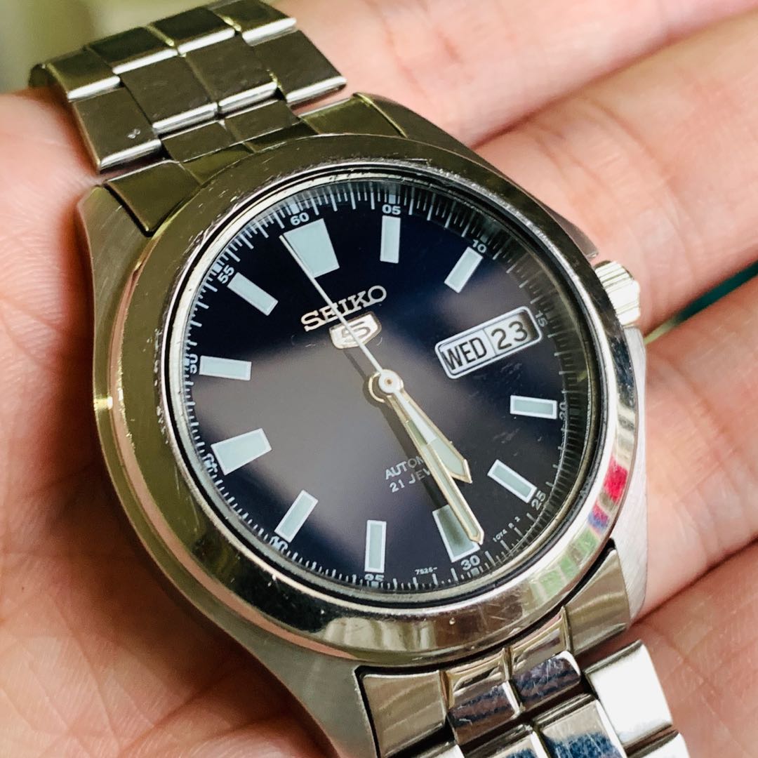 Sunburst hotsell dial seiko