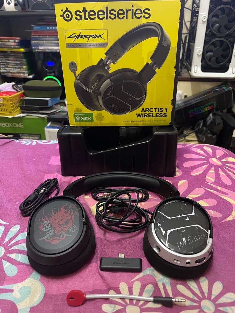 Arctis 1 wireless xbox top johnny silverhand edition