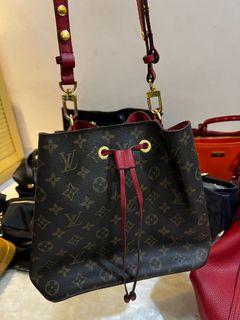 Tas LV Louis Vuitton Serut M40817 Semi Platinum (Kode: LVT660