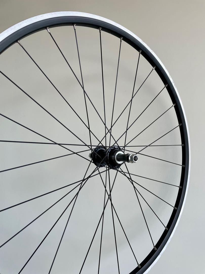 Triban shop 700 wheels