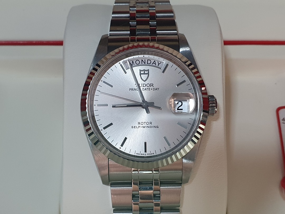 tudor 76214 review