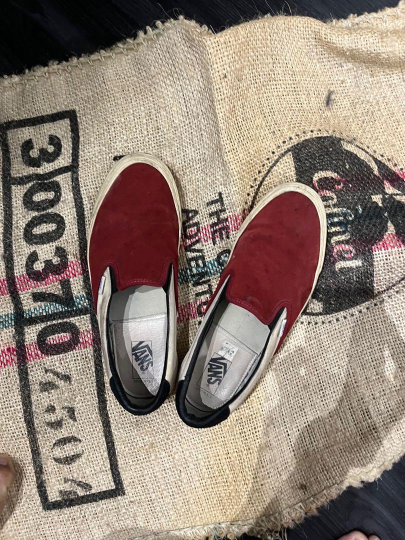 Maroon van hotsell slip ons