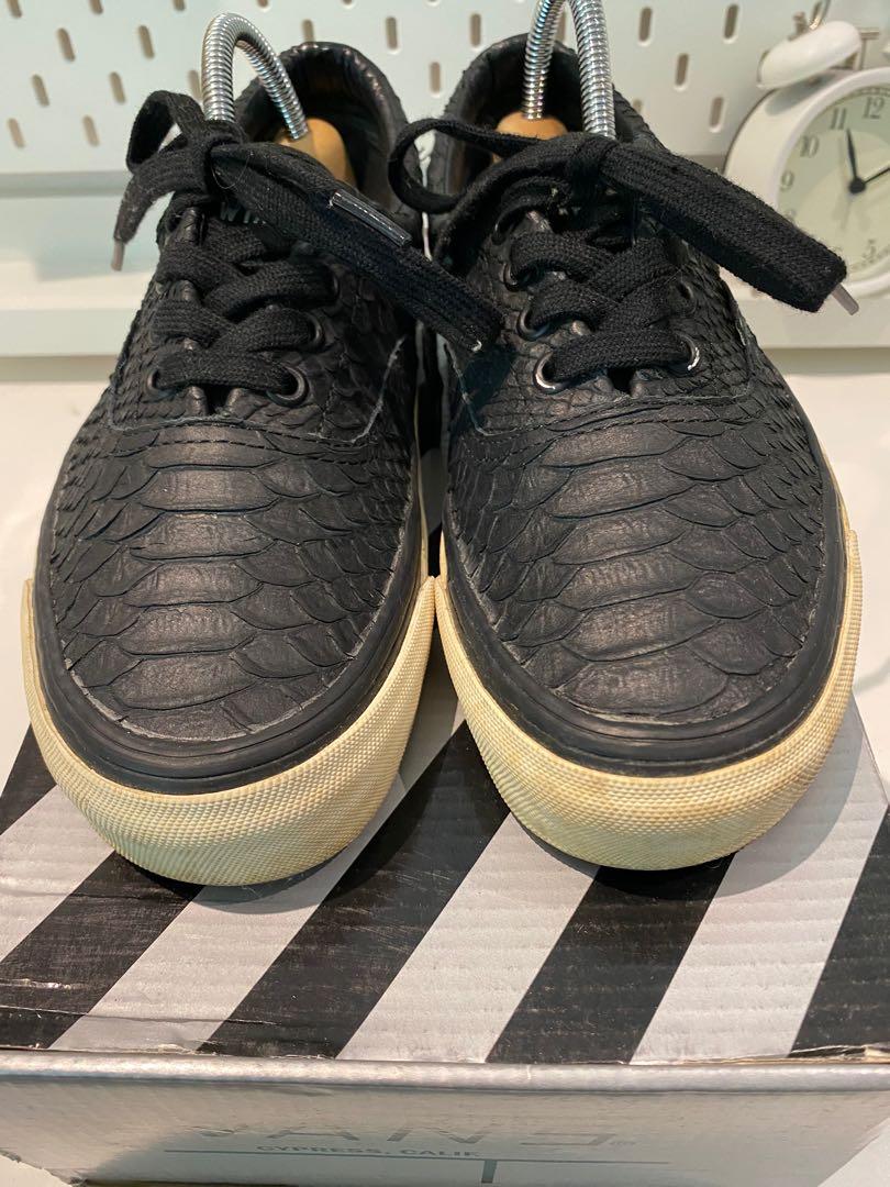 Vans anaconda deals