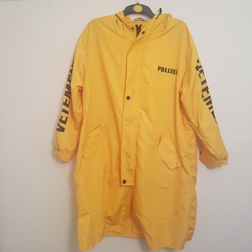 Vetements raincoat new arrivals polizei