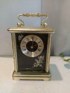 Vintage London Clock Co Mantle Quartz 9x15.5x7cm working double A battery