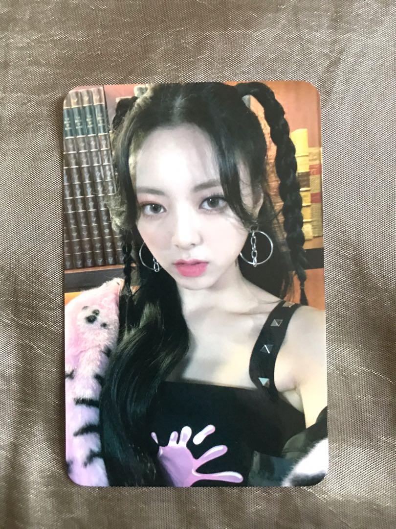 ITZY ユナ サイン アルバム hello82 CRAZY IN LOVE CRAZY IN LOVE