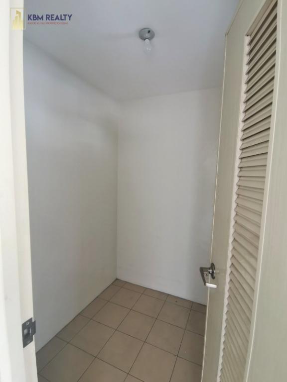 3 Bedroom Townhouse For Rent in Woodsville Residences Merville