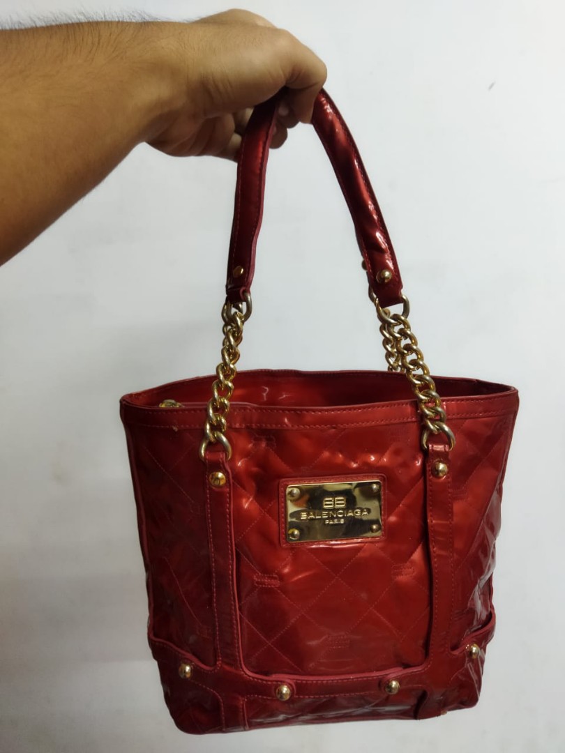 BALENCIAGA VINTAGE RED PATENT LEATHER TOTE Luxury Bags Wallets