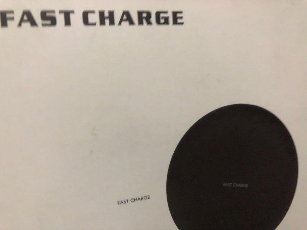 Well Maintained Black Wireless Fast charger (Category: Chargers & Cables) located in Manila. Submitted by guerzonm22526 (Listing ID 1144968938, Image 1). Description: Black Fast Wireless Fast Charged with USB cable for smartphones like phone 8, 8+, X, Samsung S8, S8+, S7, S7+, S7 edge, S6 edge+ and Note 5 Size : 125 * 125 * 22mm.