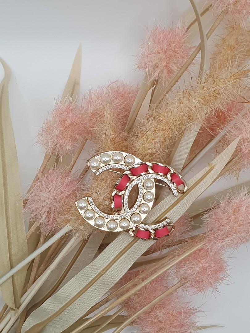 CHANEL Classic Cc Pearl Brooch, Luxury, Accessories on Carousell