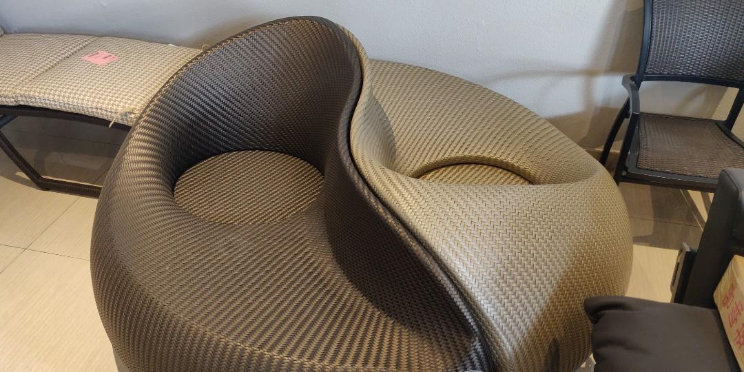 Dedon Yin Yang Chair, 傢俬＆家居, 戶外家具 Carousell