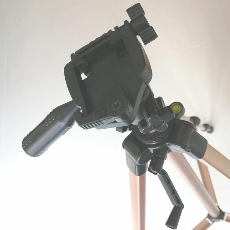 DigiPod SL1800 Camera Tripod. With Sling Bag., Photography, Photography