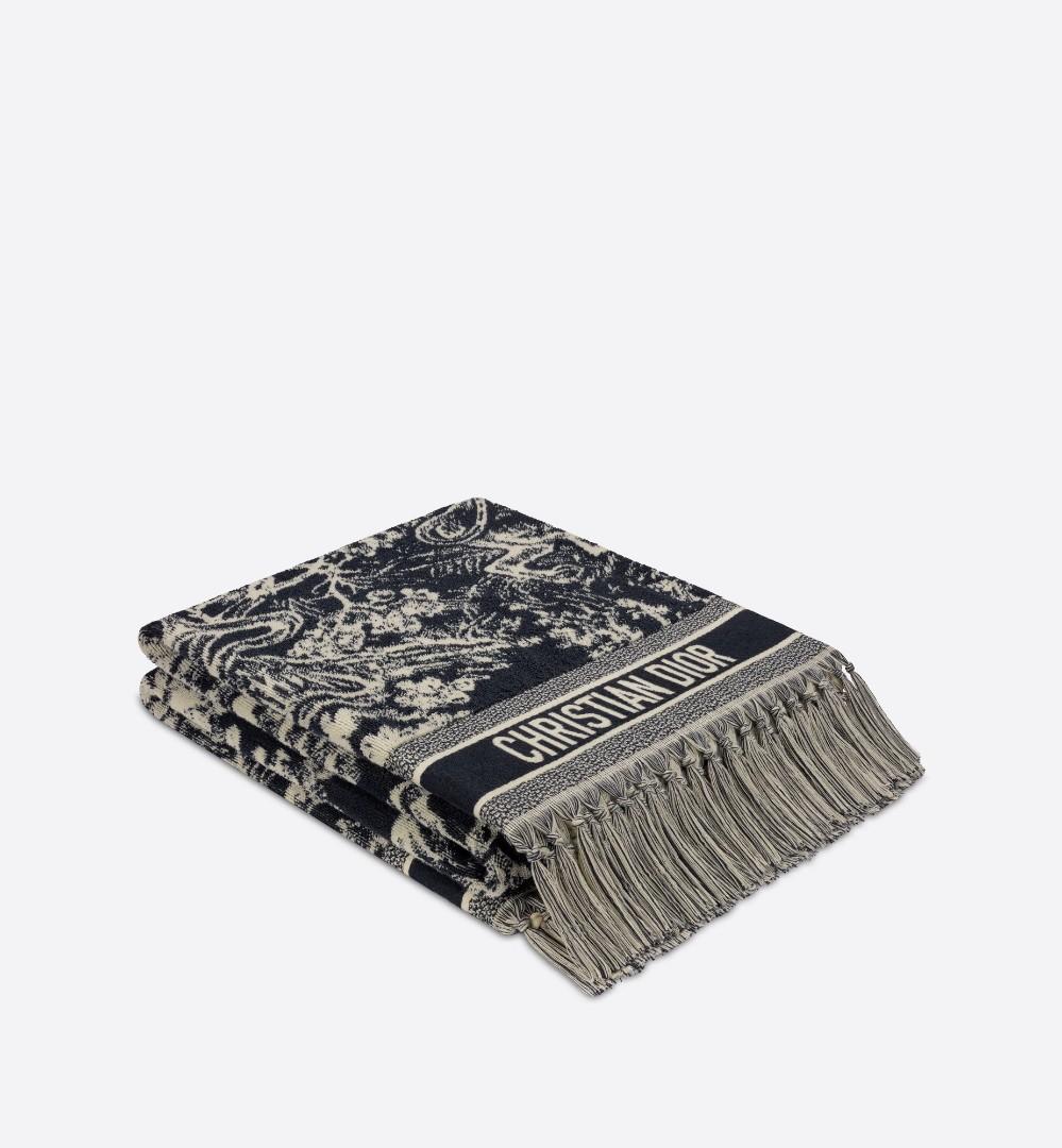 Dior beach store towel