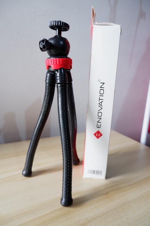 Enovation Octopus Tripod Flexipod Flexible Tripod for Vlogging (Category: Mounts & Holders) located in Caloocan City. Submitted by thriftyswift.mnl (Listing ID 1145445155, Image 1). Description: Enovation Octopus Tripod 2 in 1 Flexipod or Flexible Tripod BRAND: Enovation 📌 With Box 📌 Highly elastic legs can be made into almost any shape you want, making it possible for you to tie it to the chair, branch, poles & alike; And it can be bent for th