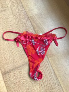 (Category: ) located in . Submitted by svltyshrts (Listing ID 1145437383, Image 1). Description: .