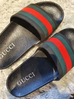 Gucci copy slides