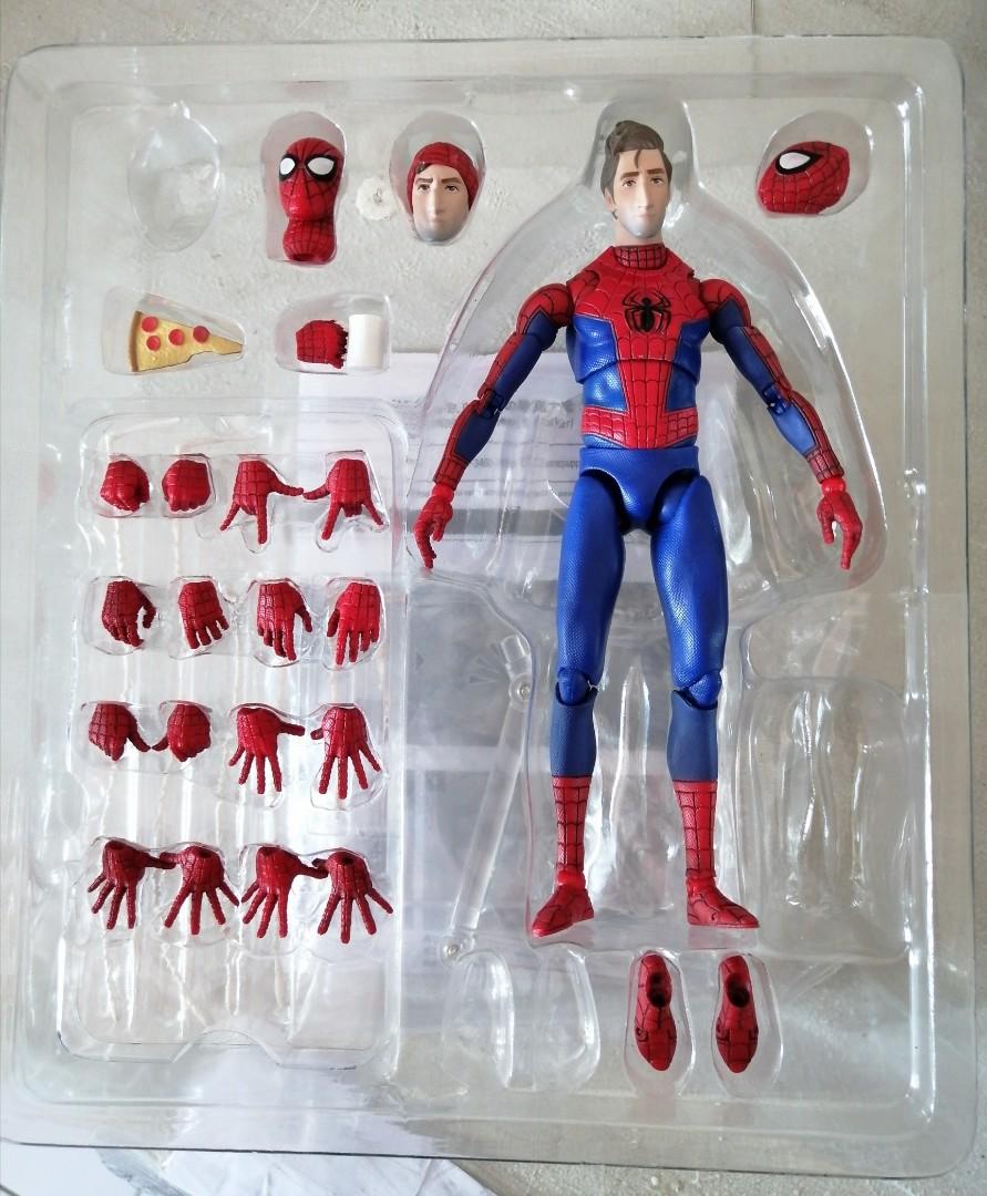 MAFEX Spider Man Into The Spider Verse PETER B. PARKER