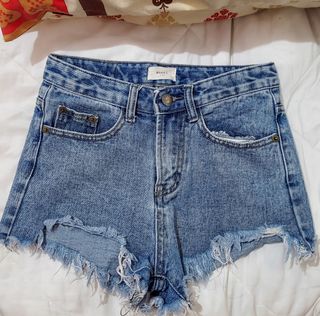 (Category: ) located in . Submitted by toniuuee (Listing ID 1145487570, Image 1). Description: .