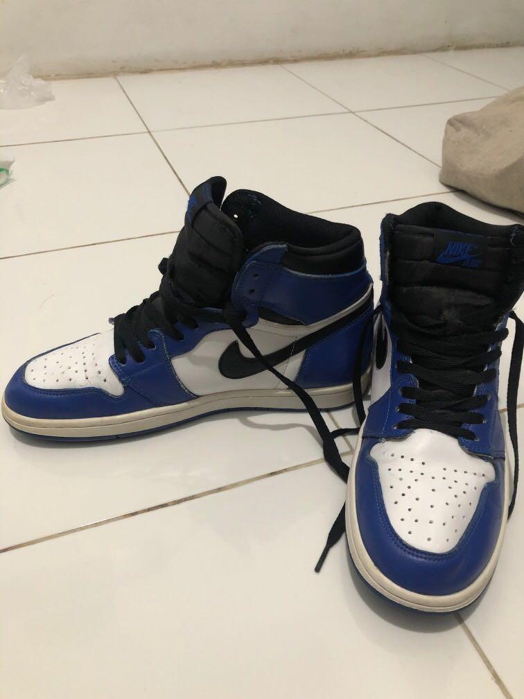 Nike air Jordan 1 High size 43, Fesyen Pria, Sepatu , Sneakers di Carousell