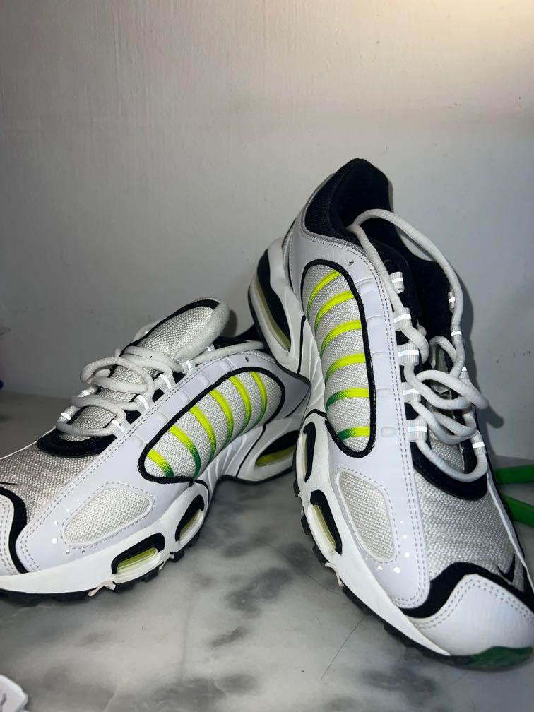US9.5 NIKE AIR MAX TAILWIND 4 RETRO Men s Fashion Footwear