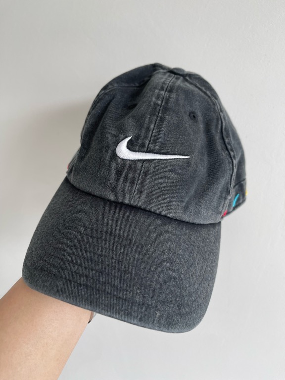 Friends kyrie hat store