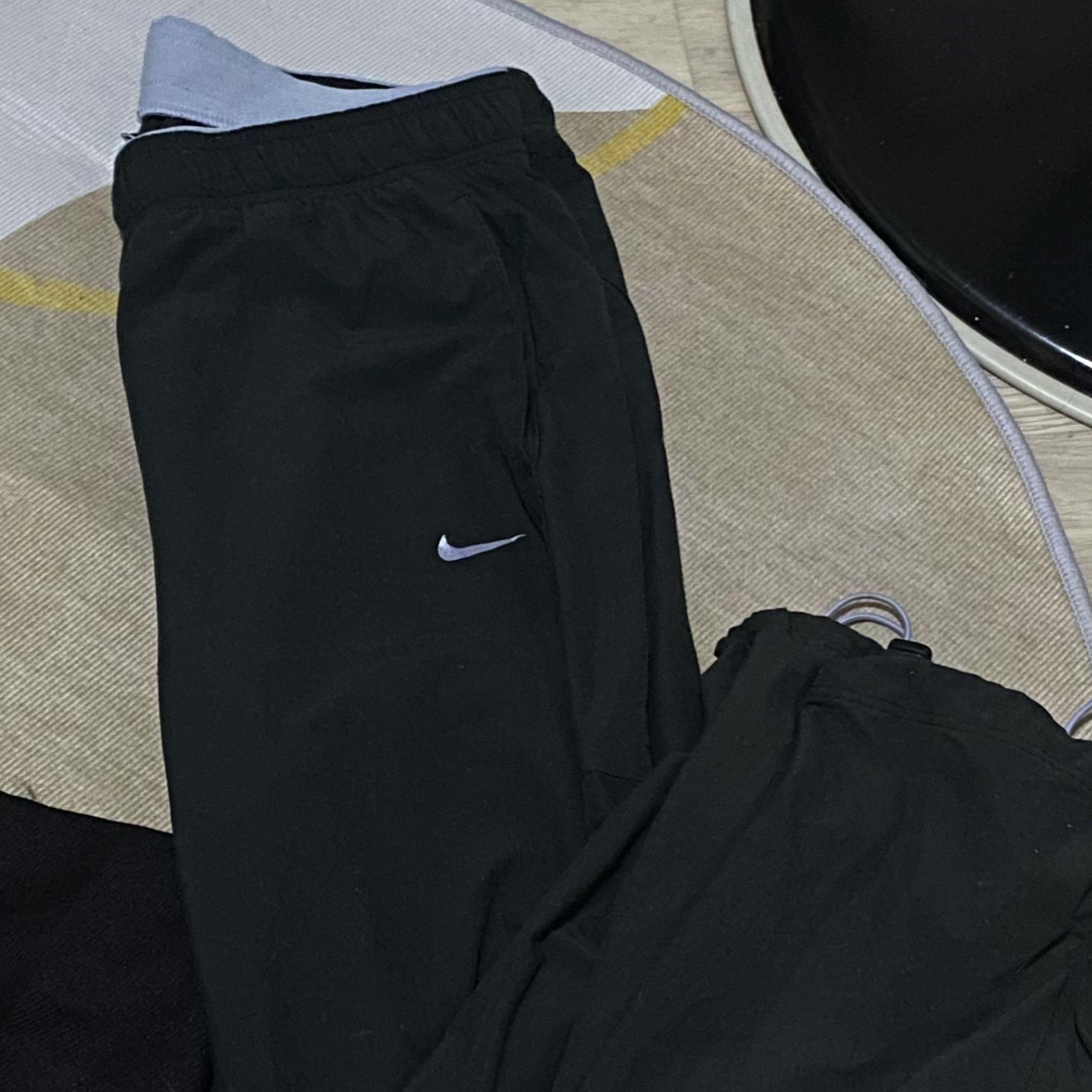 Vintage Nike track pants, Women's Fashion, Clothes on Carousell