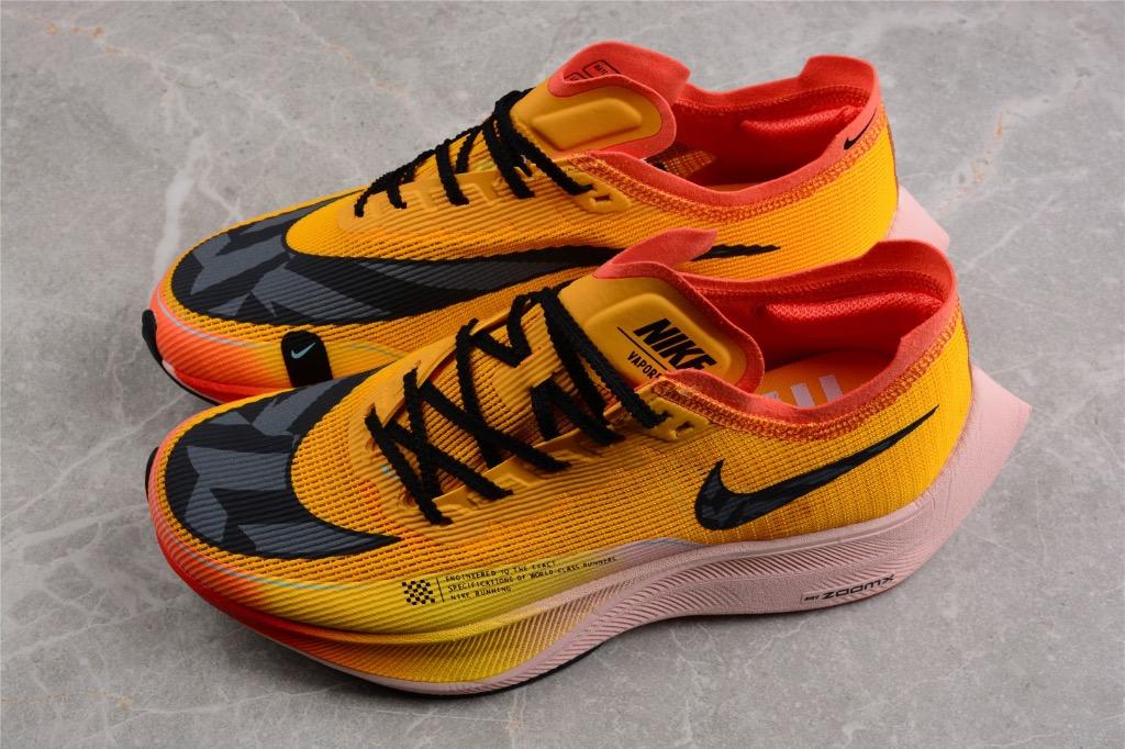 Nike ZoomX Vaporfly NEXT% University Gold running shoes Euro 36