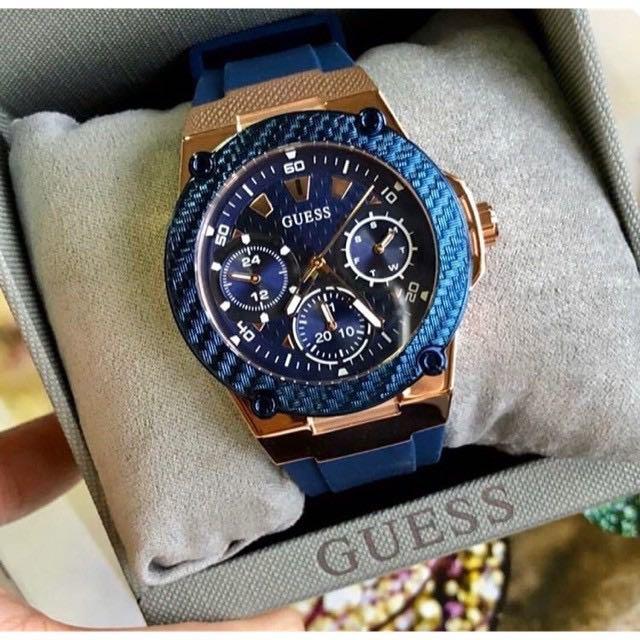 Guess w1094l2 hot sale