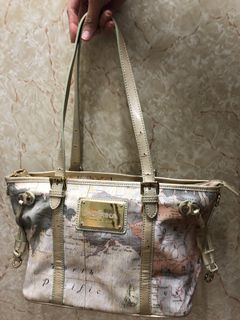 （分類：）位於 。 由 cargi 提交（商品編號 1145428785，圖片 1）。簡介： 。