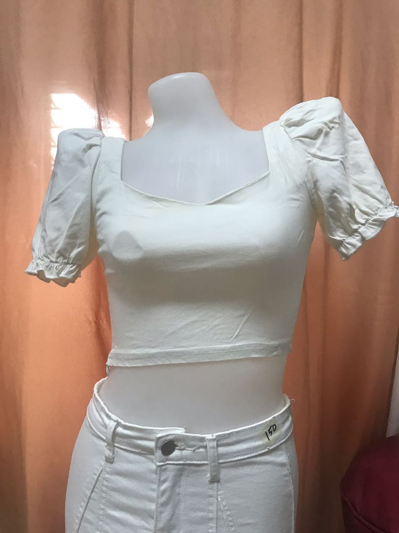 Puff sleeve, Women's Fashion, Tops, Blouses on Carousell