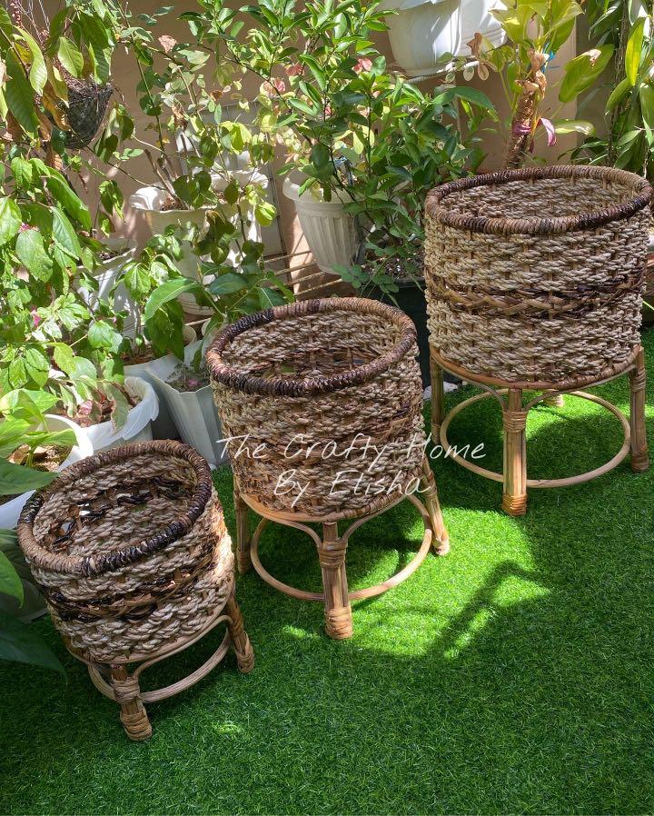 RATTAN BASKET/RATTAN PLANT STAND/PLANTERS BASKET, Furniture & Home