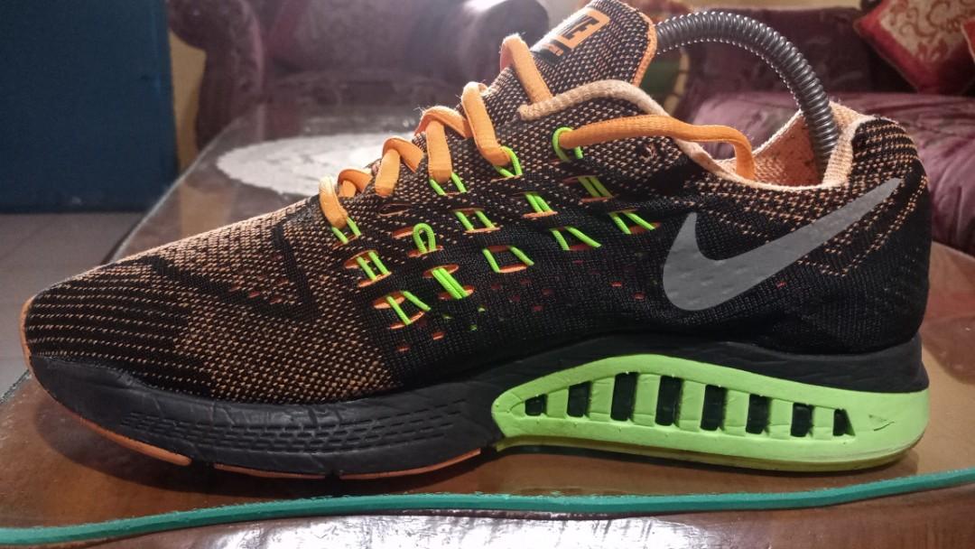 Jual nike air 2024 zoom structure 18