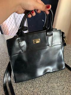 Shoulder bag two way for women