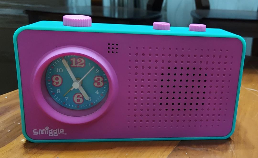 Smiggle Alarm Clock, Furniture & Home Living, Home Decor, Clocks on