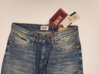 （分類：）位於 。 由 llewy 提交（商品編號 1145454440，圖片 1）。簡介： 。
