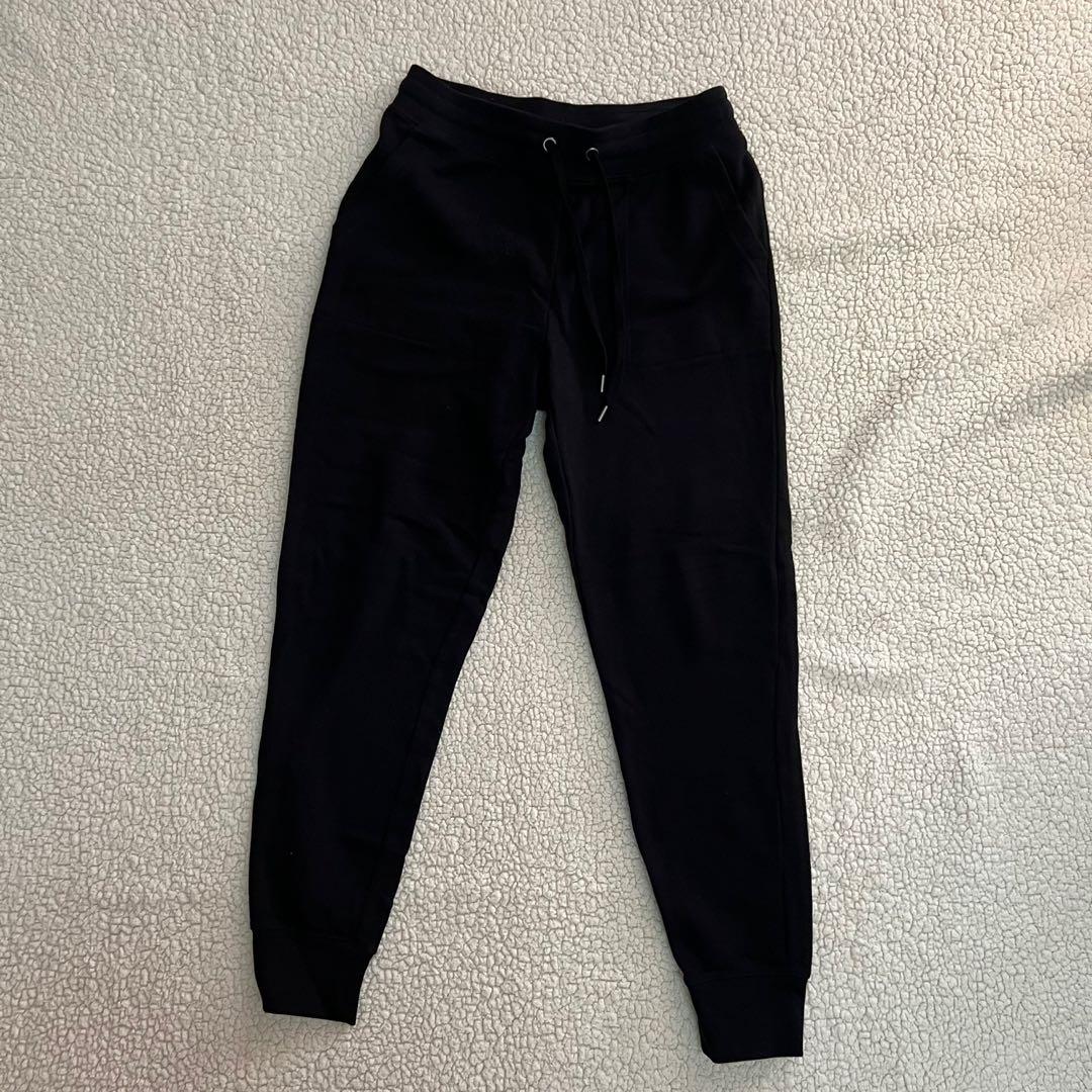 Uniqlo Black Jogger Pants Women s Fashion Bottoms Other Bottoms