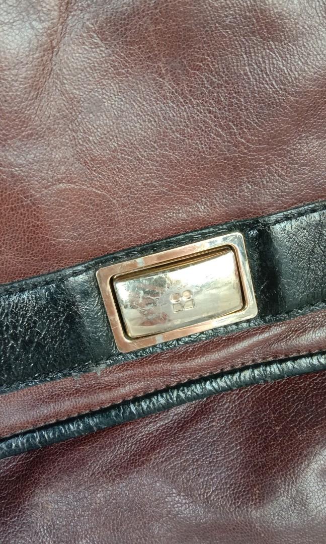 Vintage leather kate spade bag with 3 compartments (Category: Luxury Bags & Wallets) located in Cagayan de Oro. Submitted by emma3782 (Listing ID 1145471701, Image 3). Description: .