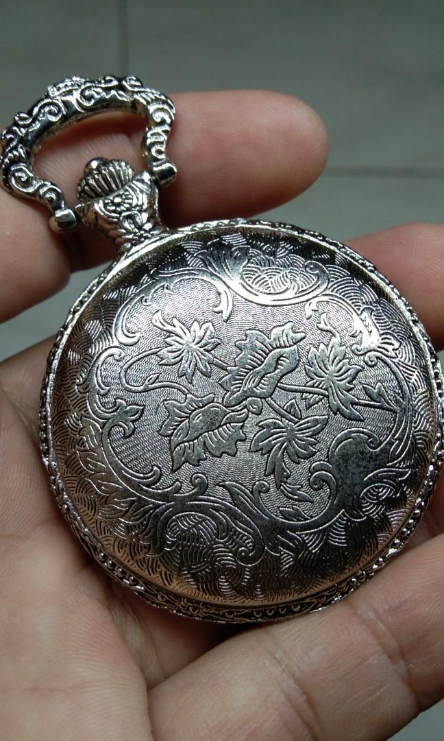 Supreme outlet pocket watch