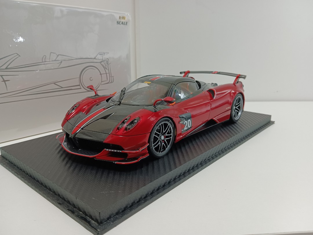 1/18 LCD Pagani Huayra BC, 興趣及遊戲, 玩具& 遊戲類- Carousell