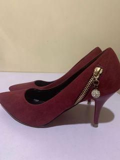 3” Burgundy Heels (Chelsea) size36