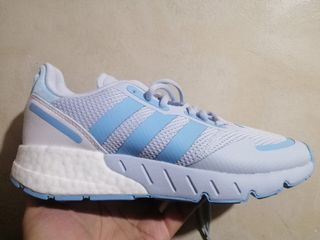 (Category: ) located in . Submitted by lookingforshoes (Listing ID 1145655371, Image 1). Description: .