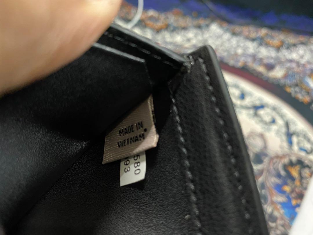 How to check authentic coach wallet new arrivals