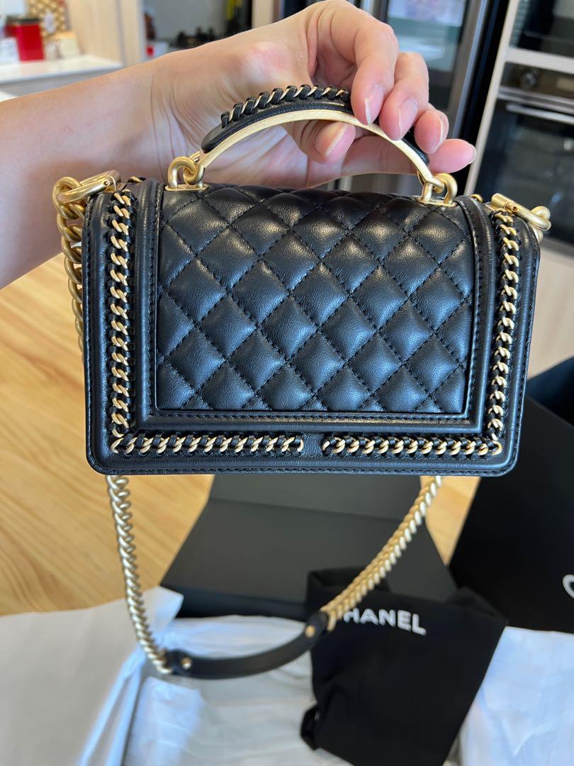 Chanel le boy with discount handle