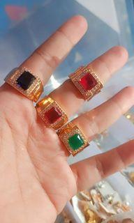 Cincin batu mewah