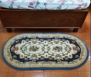 58x31 Classy clean carpet  / rug for living room or bedroom