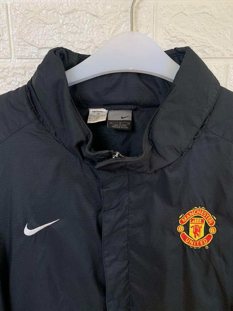 cleaning white nike trainers